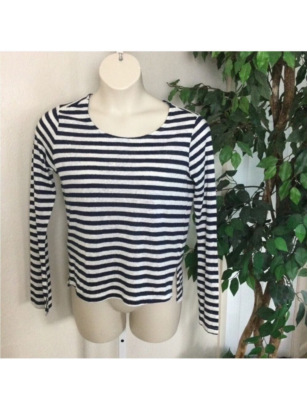 Love Stitch long sleeve tee Woman’s small navy and cream stripes hi low hem